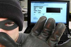 "عقيد" مزيف يحتال على فتاتين بمبلغ قدره "16" ألف دينار