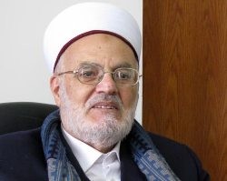 إصابة عكرمة صبري في هجوم لقوات الاحتلال على المصلين في سلوان