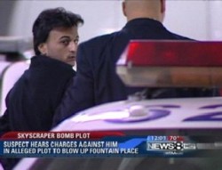 الاستماع لشهادة والد المعتقل الصمادي و3 آخرين أمام محكمة دالاس اليوم