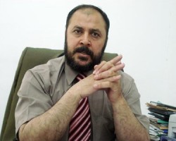 على خلفية منعه من دخول مصر.."بني ارشيد" يدرس مقاضاة الرئيس مبارك