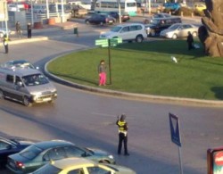 أزمة على الدوار السابع بسبب لافتة مرشح طولها 10 أمتار