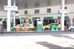 الحكومة ترفع أسعار المحروقات بنحو 6.5 بالمئة