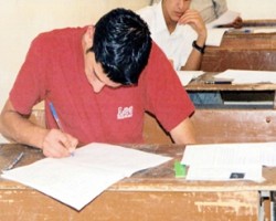 انتهاء تقديم طلبات اشتراك "التوجيهي" الخميس