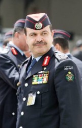 رسالة الكترونية إلى المجالي تكشفت احتيال عامل تعبئة وقود