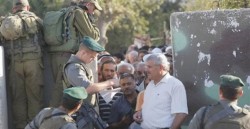 لدى زيارته الأراضي المحتلة..إسرائيل تعتقل معلم مدرسة أردني