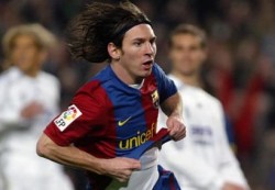 ميسي يصطدم بـ"عقدته" مورينيو امام ريال مدريد