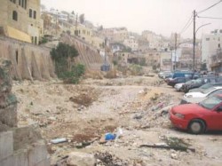 مواطنو السلط يستهجنون هدم المباني وسط المدينة دون تنفيذ مشاريع بديلة