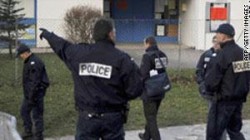 مسلح بسيف يحتجز أطفالا رهائن بحضانة في فرنسا