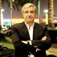 موظفون وصفوه بالمزاجي..تشتيت شمل 23 عائلة بقرار اتخذه رئيس سلطة العقبة