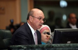 "الفايز" للنواب:المطالبة بنقابة للمعلمين يخالف الدستور