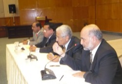 النسور: مجلس النواب الحلقة الاضعف..والروابدة: الأحزاب مجرد سوبرماركتات