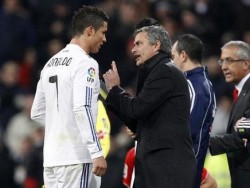 مورينيو يستبعد التحول لتدريب المنتخبات ويشيد بمواطنه رونالدو