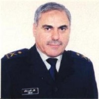 هل كادر مكافحة التهريب بالجمارك موظفون لدى شركة "مدكو" لصناعة التبغ؟