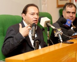 المعاني: هذه الأمانة ما لها وما عليها