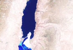 خبراء: البحر الميت منطقة نفطية‏