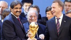 استقالة عضو بالفيفا احتجاجا على اختيار قطر وروسيا لتنظيم المونديال