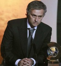 مورينيو : لاخلاف حول عظمة ميسي لكنه لم يكن الأفضل