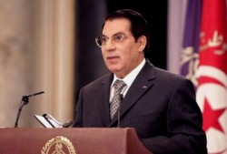 الرئيس التونسي يتخلى عن السلطة ويغادر البلاد إلى جهة غير معلومة