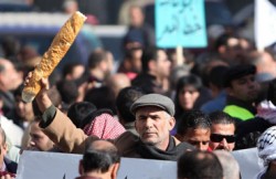 "وحدة" تستنكر نقل طبيب من الكرك إلى جرش لأسباب سياسية