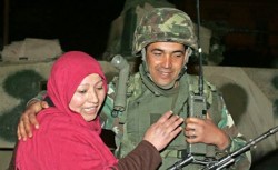 مستشار بن على: الرئيس لم يكترث باحراق بوعزيزي..وعلق "فليمت"!