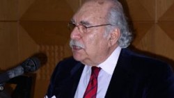 استقالة الوزراء من حزب "بن علي" قبل أول اجتماع للحكومة الائتلافية