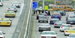 "التأمين": لا نية لدي الحكومة لرفع أقساط "إلزامي المركبات"