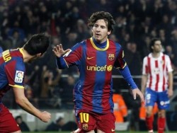 برشلونة يهزم أتليتكو مدريد بثلاثية من الساحر ميسي ويعزز تصدره الليغا