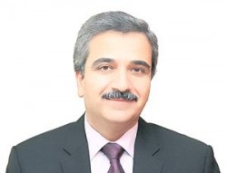 أبو حمور: الحكومة لن تسحب مشروع "موازنة 2011" من "النواب"