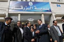 نواب الزرقاء يطالبون الحكومة فتح ملف قضايا الفساد المالي في بلدية الزرقاء
