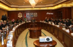 الحكومة تقرر تفعيل لجنة لتسوية قضية الواجهات العشائرية