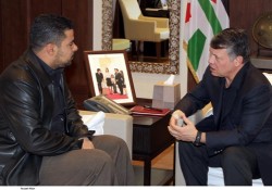 الملك يستقبل والد الطفل المرحوم رعد الضمور