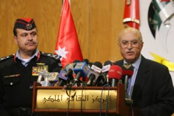 تشكيل لجنة للتحقيق بحادث الاعتداء على المتظاهرين في وسط البلد