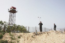 إختطاف 3 جنود مصريين خلال نوبة حراستهم على الحدود مع اسرائيل
