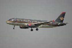 الملكية الأردنية تشغل طائرة ايرباص لإعادة الأردنيين من طرابلس