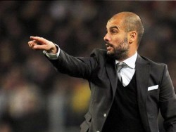 غوارديولا يجدّد عقده مع برشلونة رافضاً عرض منتخب قطر "الخيالي"