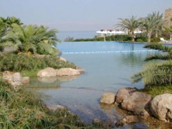 تراجع الحركة السياحية في منتجعات البحر الميت بنسبة تزيد على 50%