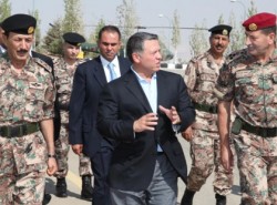 القائد الاعلى يزور القيادة العامة