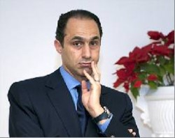 جمال مبارك حاول الانتحار وطائرة والده منعت من مغادرة شرم الشيخ