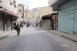 الحكومة تتعهد بدراسة تعديل "المالكين والمستأجرين" اثر احتجاج تجار "وسط البلد"