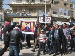 الأغلبية الصامة تجول الأردن وتهتف "لبيك ياوطني"