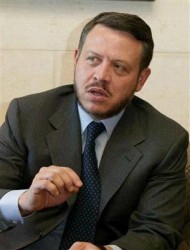 الملك يوجه رسالة إلى رئيس لجنة الحوار الوطني