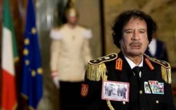 فرنسا: "دول عربية عدة" مستعدة للمشاركة في عملية عسكرية ضد القذافي