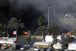 البحرين : اغلاق المدارس والجامعات والامن يخلي ميدان اللؤلؤة