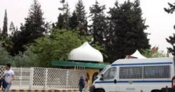 طالبة في "الأردنية" تهدد بالانتحار والأمن الجامعي يثنيها