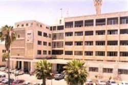 مديرة مدرسة تقول ''طز بالتربية''.. وتطرد ''معلمي الوطنية'' بعد إهانتهم