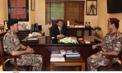 القائد الاعلى يزور قيادة العمليات الخاصة المشتركة