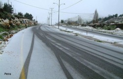 أمطار شمال ووسط المملكة وزخات ثلجية على المرتفعات الليلة