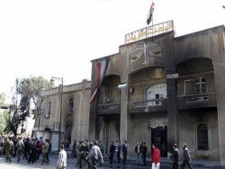 سوريا.. مشيعون يحرقون مبنى لحزب البعث ومركزاً للشرطة قرب درعا