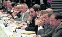 المنسحبون من لجنة الحوار الوطني يجتمعون غدا لبحث خياراتهم