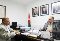 الناصر : امتحان تنافسي لجميع المعينين في جهاز الخدمة المدنية قريباً